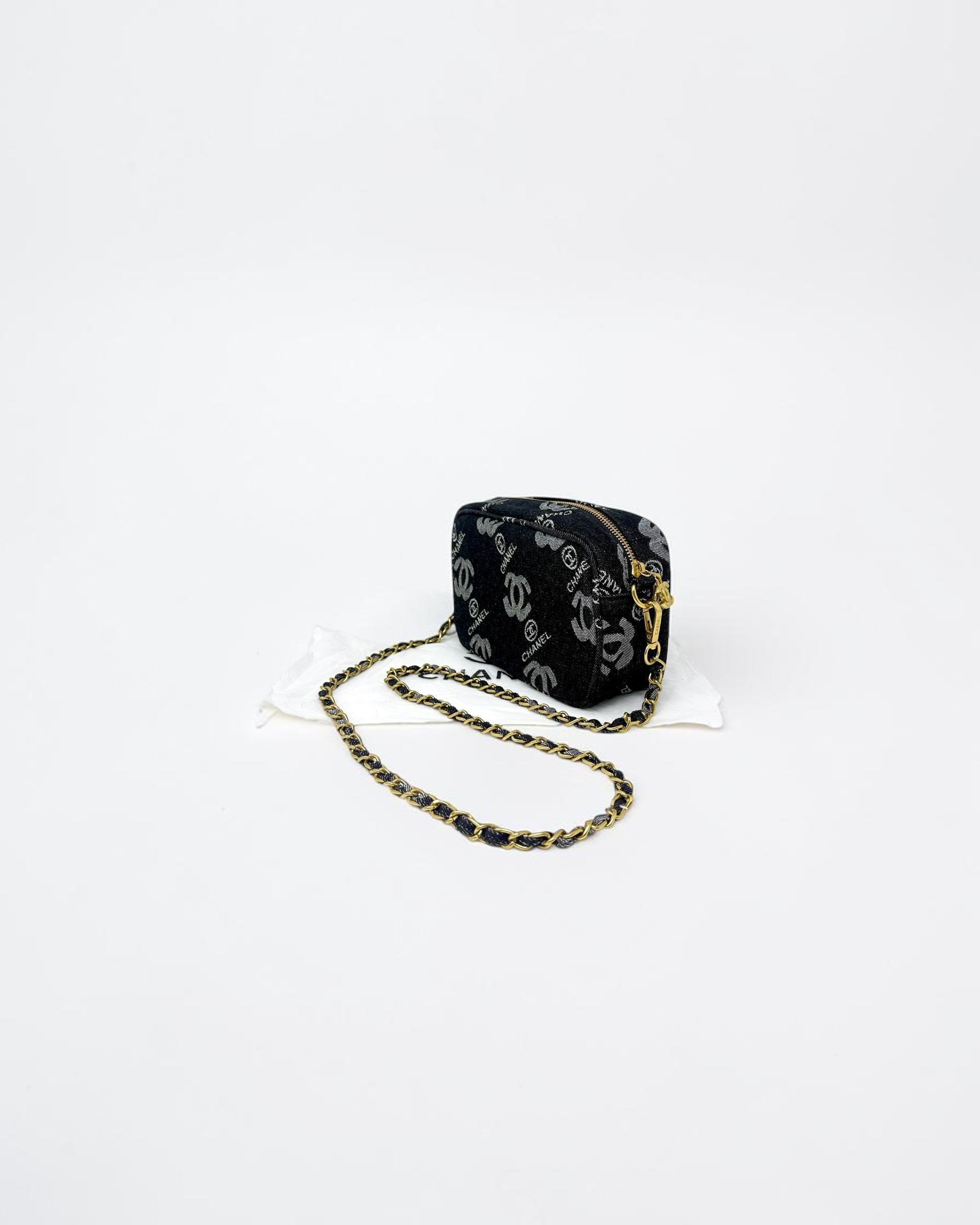 Chanel Vip Gift Bag - 60+ Gift Ideas for 2026