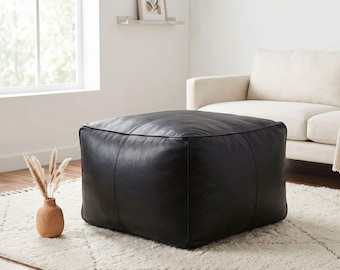 Puf cuadrado de cuero marroquí negro / Taburete cúbico hecho a mano / Asiento de suelo minimalista moderno sin relleno