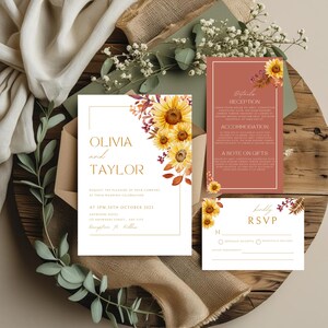 Könnte beinhalten: Hochzeitseinladungs-Set mit einem floralen Design aus Sonnenblumen und Herbstblättern. Die Einladung enthält die Namen "Olivia und Taylor" und Veranstaltungsdetails. Das Set enthält eine Detailkarte und eine RSVP-Karte.
