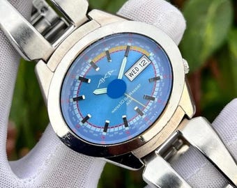 Montre à quartz vintage Seiko Alba, alias ovale Racer Dial, Japon V743-5A10