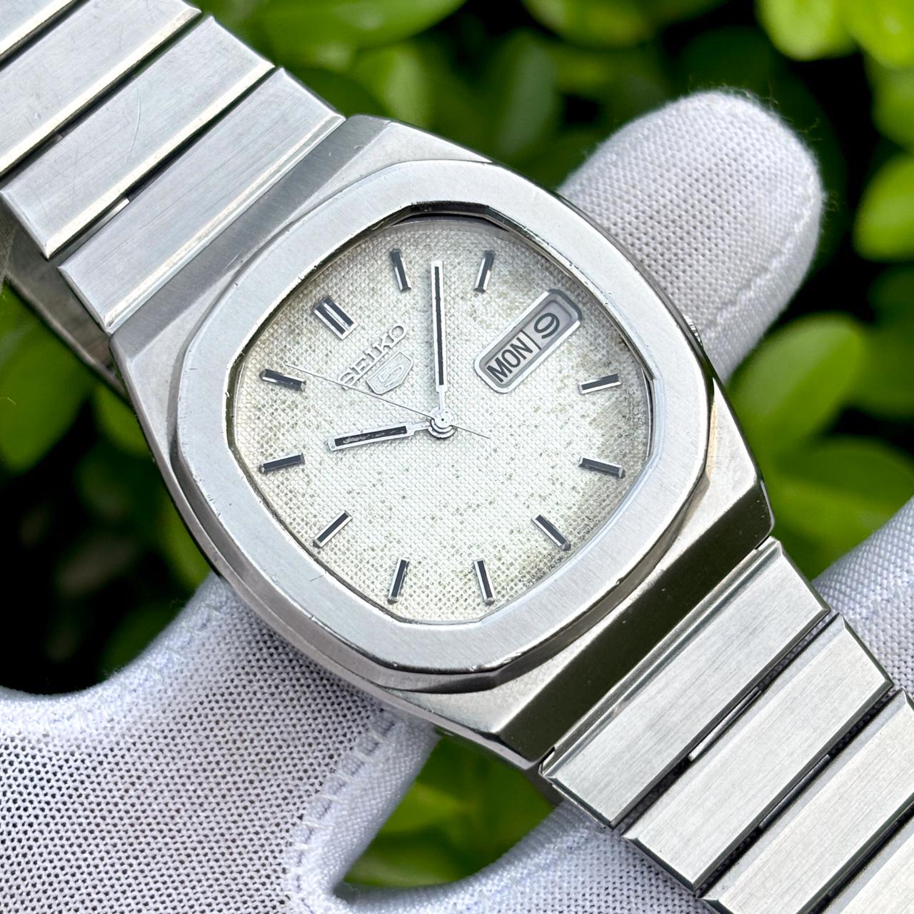 Seiko 7019 - Etsy