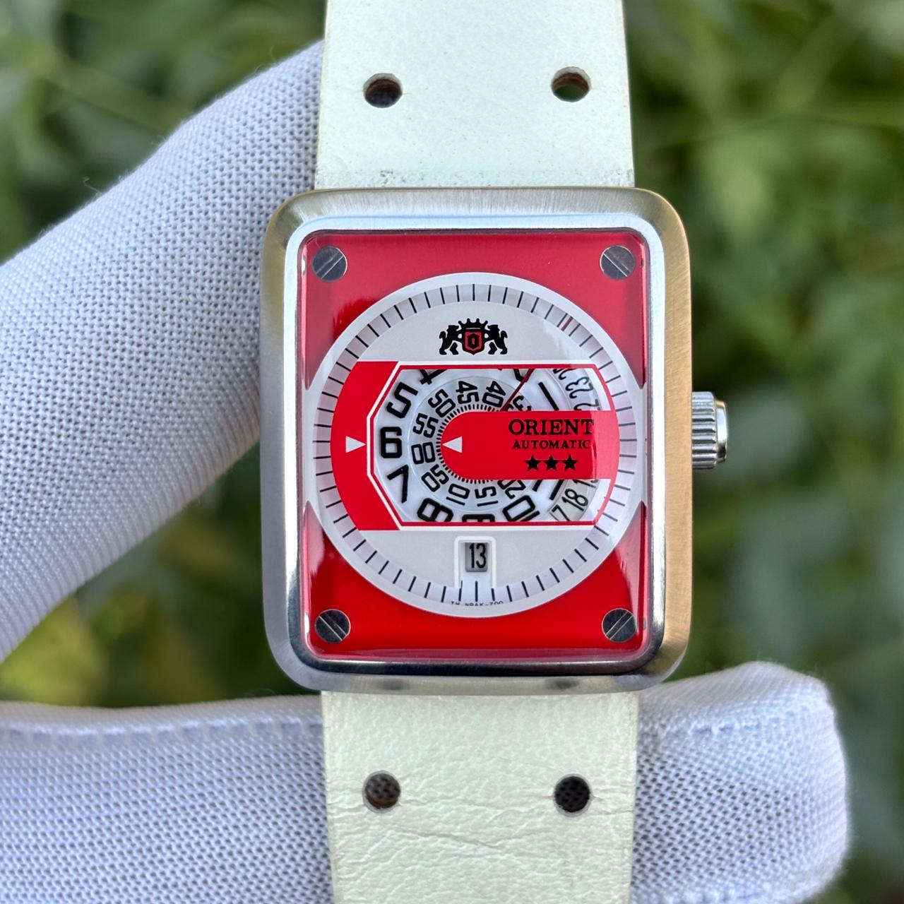 Vintage Orient Automatic Rotating Disc Jump Hour Style Japan