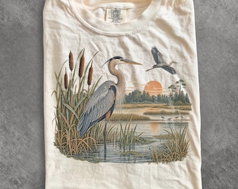 Great Blue Heron Wetland Vintage Graphic Tee, Retro Birdwatching Marsh Shirt, Nature Lover Gift, Comfort Colors Wildlife and Outdoor Top