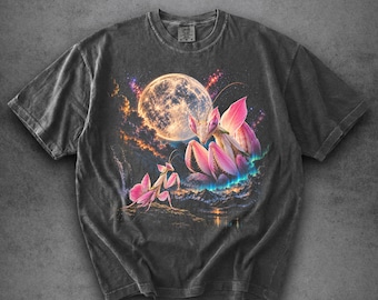 Comfort Colors® Orchid Mantis Moon Shirt, Vintage Orchid Mantis Tee, 90s Retro Insect Galaxy Graphic T-Shirt, Celestial Nature Lover Gift