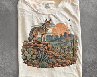 Vintage Coyote Desert Graphic Tee, Southwest Wilderness Shirt, Retro Arizona Landscape Top, Comfort Colors Nature Lover Gift For Hikers