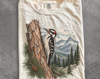 Woodpecker Mountain Graphic Tee, Vintage Birdwatching Nature Shirt, Retro Forest Wildlife Top, Comfort Colors Gift for Hikers & Bird Lovers