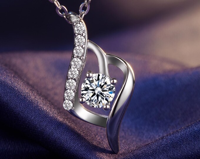 Sterling Silver Blue Crystal Heart Pendant Necklace, Elegant Clavicle Chain