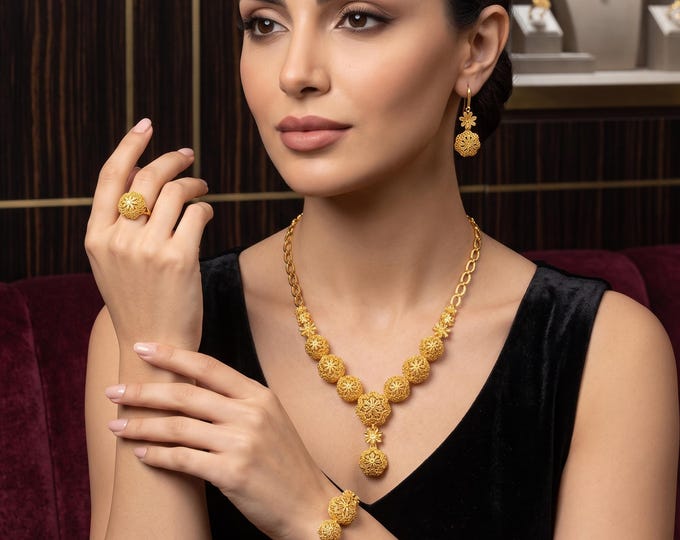Floral Gold Tone Bridal Jewelry Set, Necklace, Earrings, Bracelet, Ring (4-Piece)