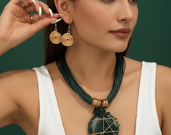 Geometric Resin Gem Jewelry Set, Woven Aluminum Wire Necklace Earrings