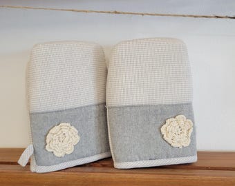 Neutral Cotton Oven Mitt Set with Crochet Flower, Farmhouse Kitchen Gloves, Housewarming Gifts