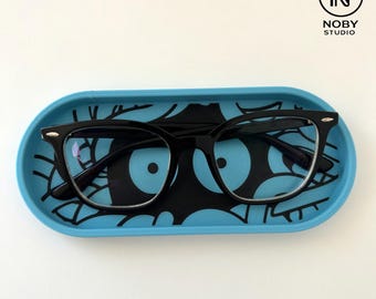 Legendary Monster Glasses Tray – Kawaii Desk Organizer Accessory Dock - 3D Printed