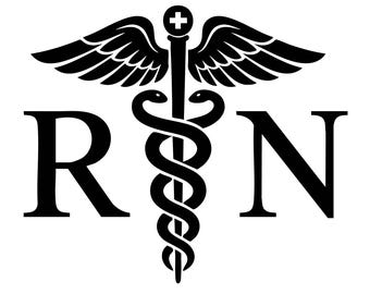 Pode incluir: Um design gráfico preto apresentando as letras R e N ladeando um símbolo central de caduceu. O caduceu consiste em um bastão vertical encimado por um pequeno círculo contendo um sinal de mais, ladeado por duas asas e duas serpentes.