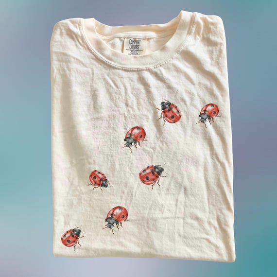 Vintage Ladybug Shirt, Retro Bug T-Shirt, Lady Bug Print, 90s Y2K Tee, Nature Lover