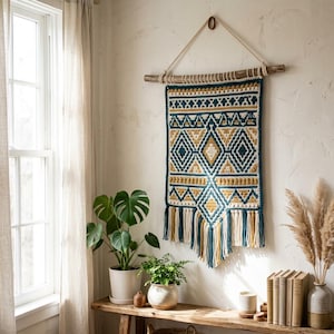 Patrón PDF para tapiz de pared de ganchillo con mosaico / Tapiz geométrico bohemio / Arte mural moderno con textura / Decoración para el hogar en color verde azulado medianoche (descarga digital)
