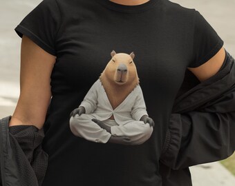 Camiseta de meditación de carpincho: divertida ilustración de roedor zen. Camisetas de cuello redondo.