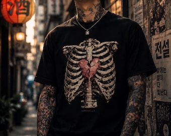Anatomical Heart Rib Cage T-Shirt, Gothic Skeleton Graphic Tee, Dark Aesthetic Shirt, Grunge Anatomy Art, Edgy Streetwear Top