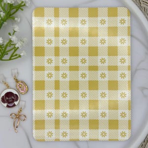 Yellow Checkered Floral Kindle Insert | Matte or Holographic Paperwhite Decor  | Bookish Merch Accessory