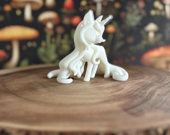 Unicorn Figurine Unpainted | 3D Printed Fantasy Creature  | Base | Leylina Figurines