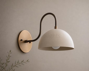 Wandleuchte aus Messing im Mid-Century-Modern-Stil, kuppelförmige Wandleuchte, skandinavische Nachttischlampe, handgefertigte Leselampe, Badezimmerleuchte
