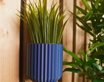 The "Verdant" Wall Planter