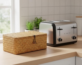 Woven Rattan Storage Box Rustic Straw Basket with Lid