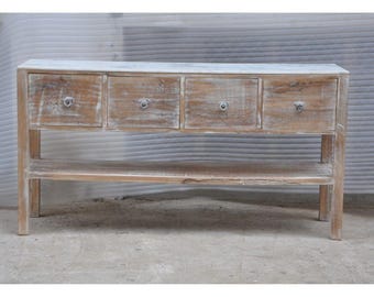 Mesa consola de madera tallada a mano, muebles rústicos naturales.