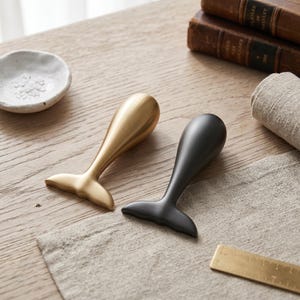 Whale Tail Cabinet Pulls Gold Black Drawer Handles Modern Ocean Dresser Pulls Nautical Furniture Hardware for Kitchen Cabinet Decor