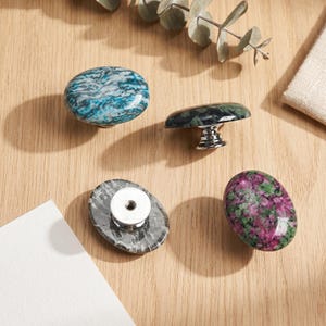 Tiradores ovalados de piedra para armarios, tiradores de cajones de ágata, color azul, rosa, verde y gris, herrajes para muebles de cocina y armarios.
