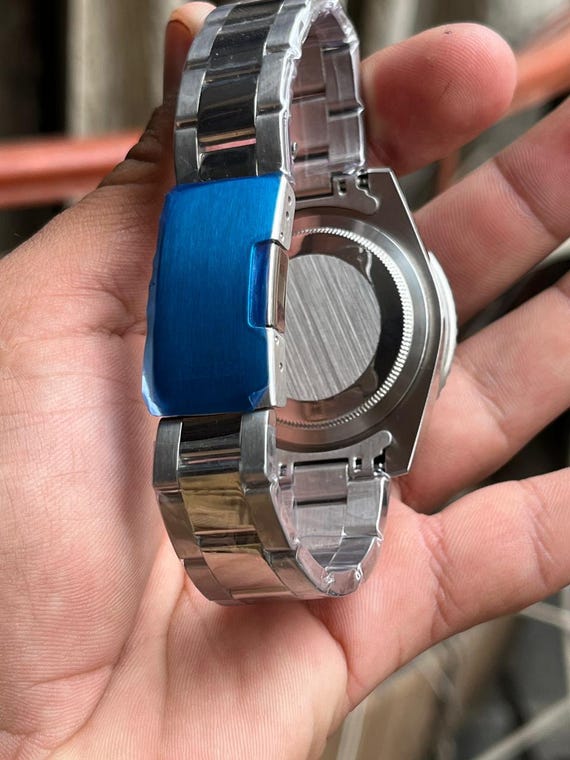 Orient Automatic Diver-Style Green Dial Watch (21… - image 7