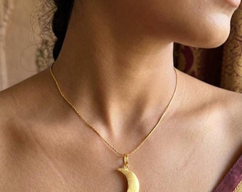 Dainty Crescent Moon Holder Necklace | Astrological Jewelry
