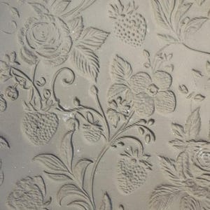 Strawberry Fields Textured Roller