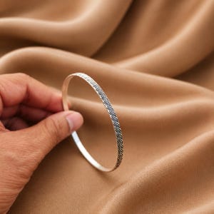 Sterling Silver Pattern Bangle, Handmade Textured Silver Bracelet, Minimalist Stackable Bangle, Everyday Silver Jewelry Gift
