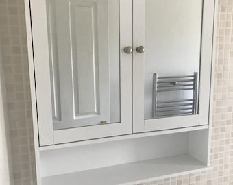 Weißer Badezimmer Spiegelschrank, an der Wand befestigter Aufbewahrungsschrank mit verstellbarem Regal, modernes Geschenk für die Organisation von zu Hause