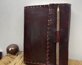 Rustic Leather Journal with Wooden Pen Handmade Leather Notebook Refillable Travel Diary Writer's Journal Vintage Sketchbook Gift for Writer