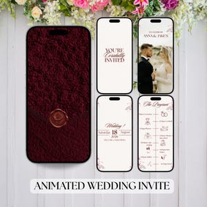 Peut inclure: Invitation de mariage animée affichée sur plusieurs smartphones. Les invitations présentent un fond texturé bordeaux, une photo d'un couple et les détails de l'événement. Le texte comprend "You're Cordially Invited" et "Wedding!"
