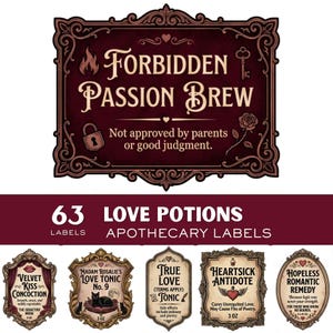 Puede incluir: Un conjunto de 63 etiquetas de boticario para pociones de amor. Las etiquetas presentan marcos ornamentados y diseños vintage con texto como "Forbidden Passion Brew" y "Velvet Kiss Concoction". Los colores son borgoña, marrón y dorado.
