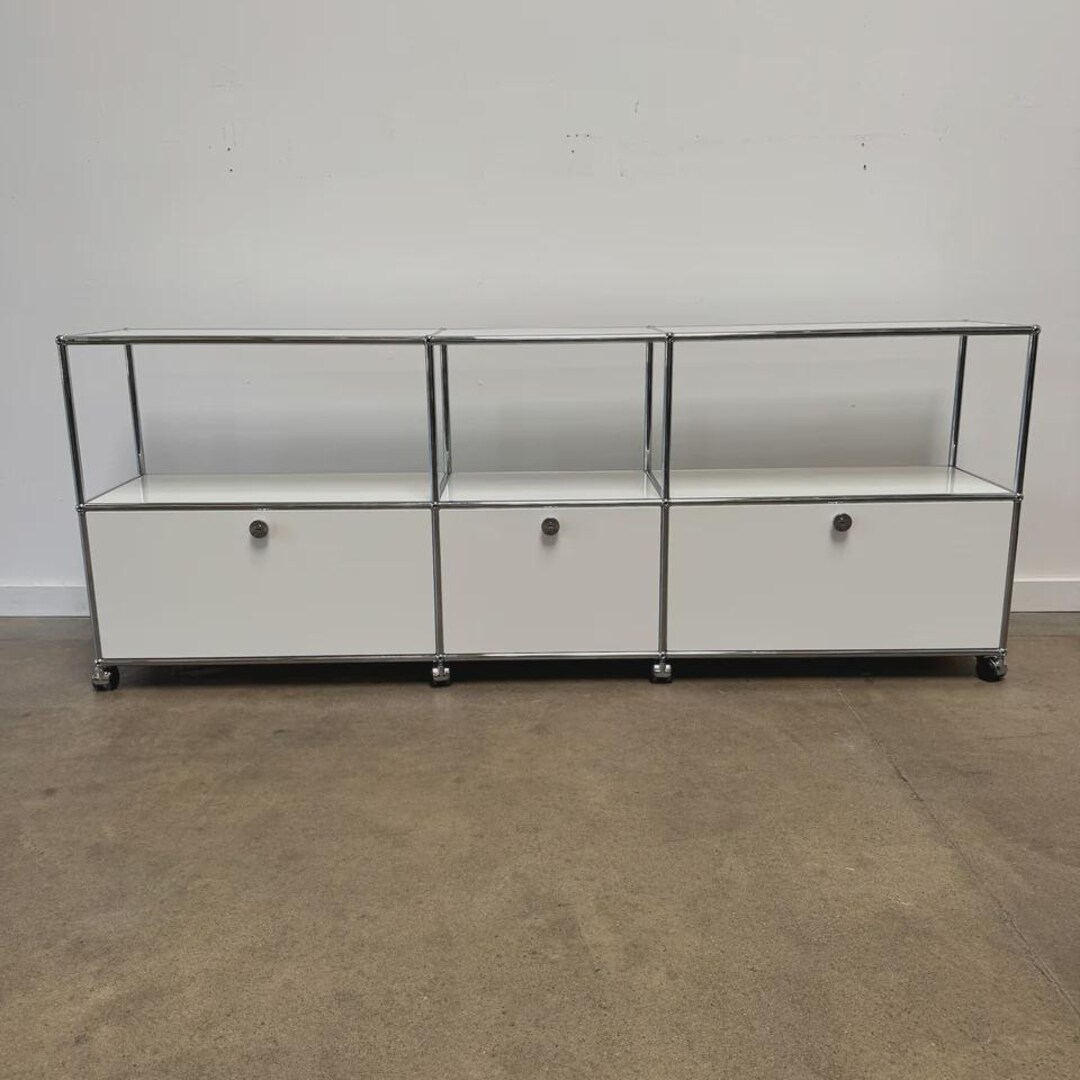 USM Haller 3x2 Media Console – Pure White, Swiss Modern, 1960s, Casters ...