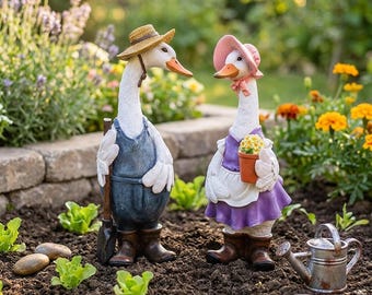 Duck Garden Statue Couple Resin Outdoor Yard Decor Farmhouse Goose Figurine