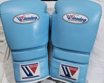 Blauwe leren bokshandschoenen: MMA-training, sparringuitrusting