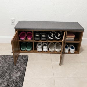 Wooden Shoe Storage Bench with 2 Doors & Adjustable Shelf, Shoe Storage Cabinet, Entry Way Bench, Hallway Organizer, Modern Shoe Rack