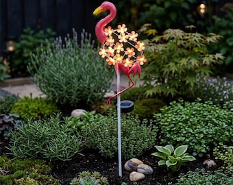 Solar Flamingo Garden Light – Light Up Pink Flamingo Stake – Outdoor LED Garden Decor – Waterproof Yard & Patio Ornament