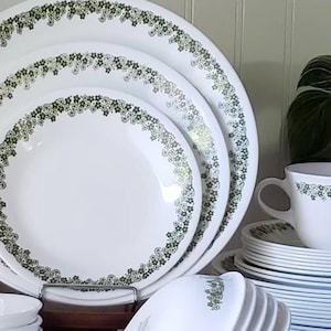 Platos vintage Corelle Spring Blossom: borde floral verde/varios tamaños