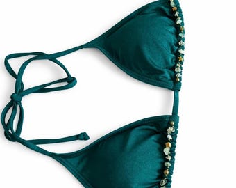 手作りのビーズビキニ