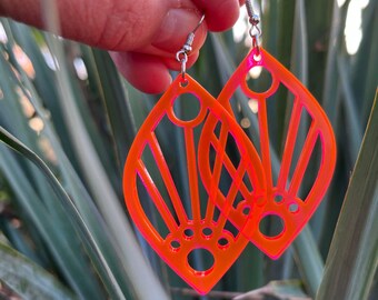 Hot Pink Orange Art Deco Sunrise acrylic earring, large