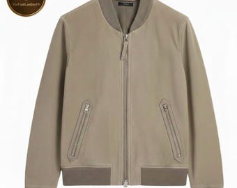 Chaqueta bomber de cuero beige para hombre: chaqueta de vuelo minimalista con cremallera y cuello acanalado.