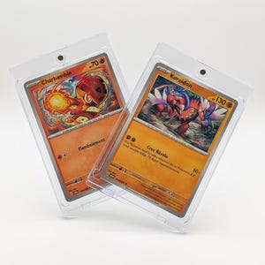 2 estuches acrílicos para exhibir cartas coleccionables de Pokémon, p. ej., 151 Display SV2a WOTC Jungle