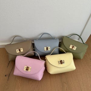 Bolsa mini de couro legítimo italiano, bolsa transversal, bolsos de couro italiano, bolsa de couro, bolsa de verão de couro legítimo, bolsa mini elegante de verão