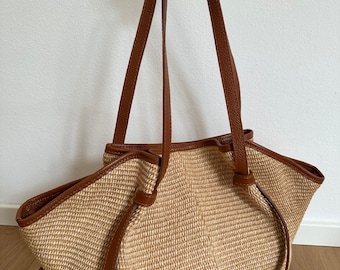 Bolso de hombro de piel auténtica y rafia, bolso tote italiano, bolso hecho en Italia, bolso de verano de paja de rafia, bolsillos de cuero italiano, regalo de lujo