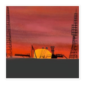 Può includere: Un adesivo con una silhouette di paesaggio industriale al tramonto. L'immagine mostra torri di perforazione petrolifera e altre strutture in nero, con un cielo sfumato rosso, arancione e giallo. Il primo piano è grigio scuro.