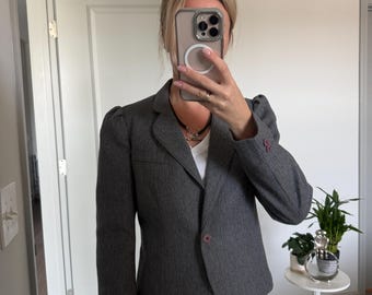 Blazer vintage de mezcla de lana Plum Tree, chaqueta gris a rayas finas, corte sastre, talla 9-10 para mujer.